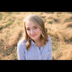 Meet your Posher, Lilly